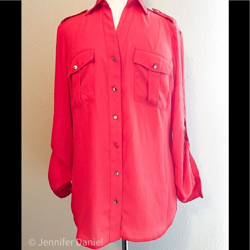 NY&CO button downโroll tab sleeveโblouse